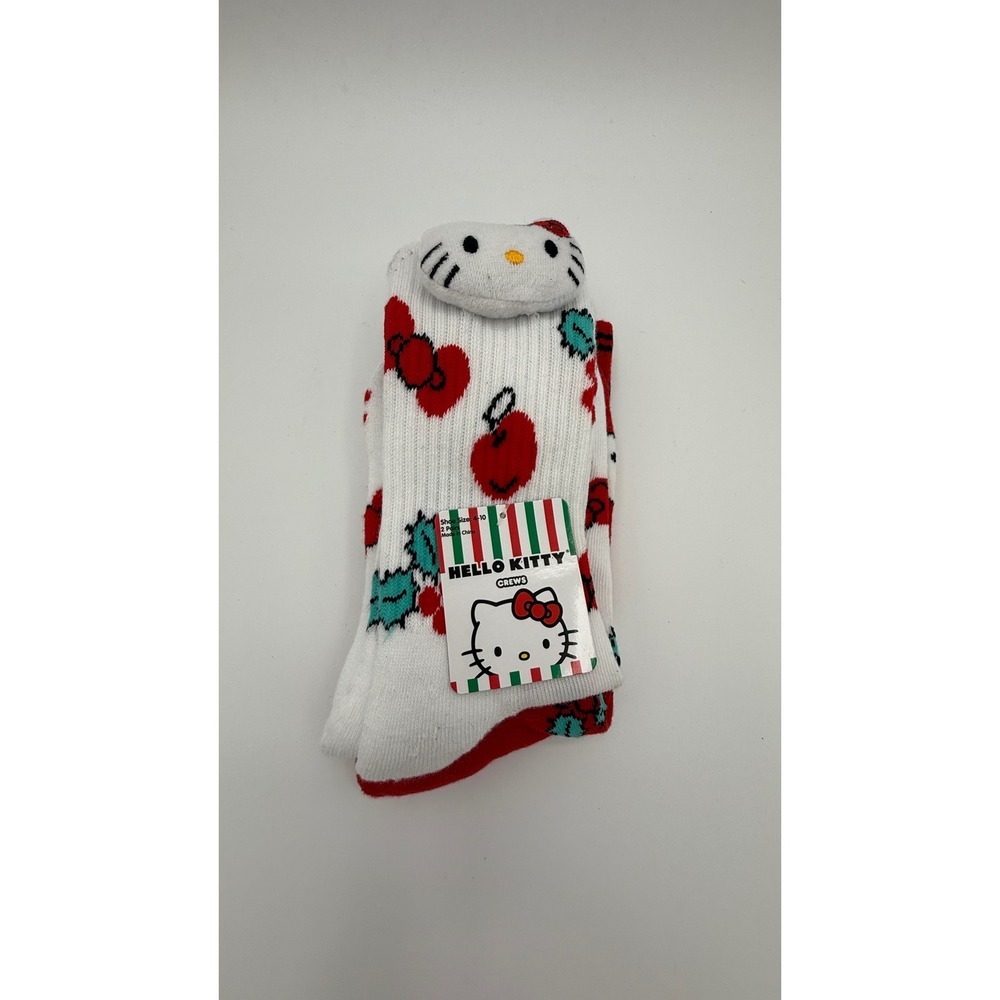 Hello Kitty Christmas Crew Socks‎ 2 Pair Apples Holiday Size 4-10